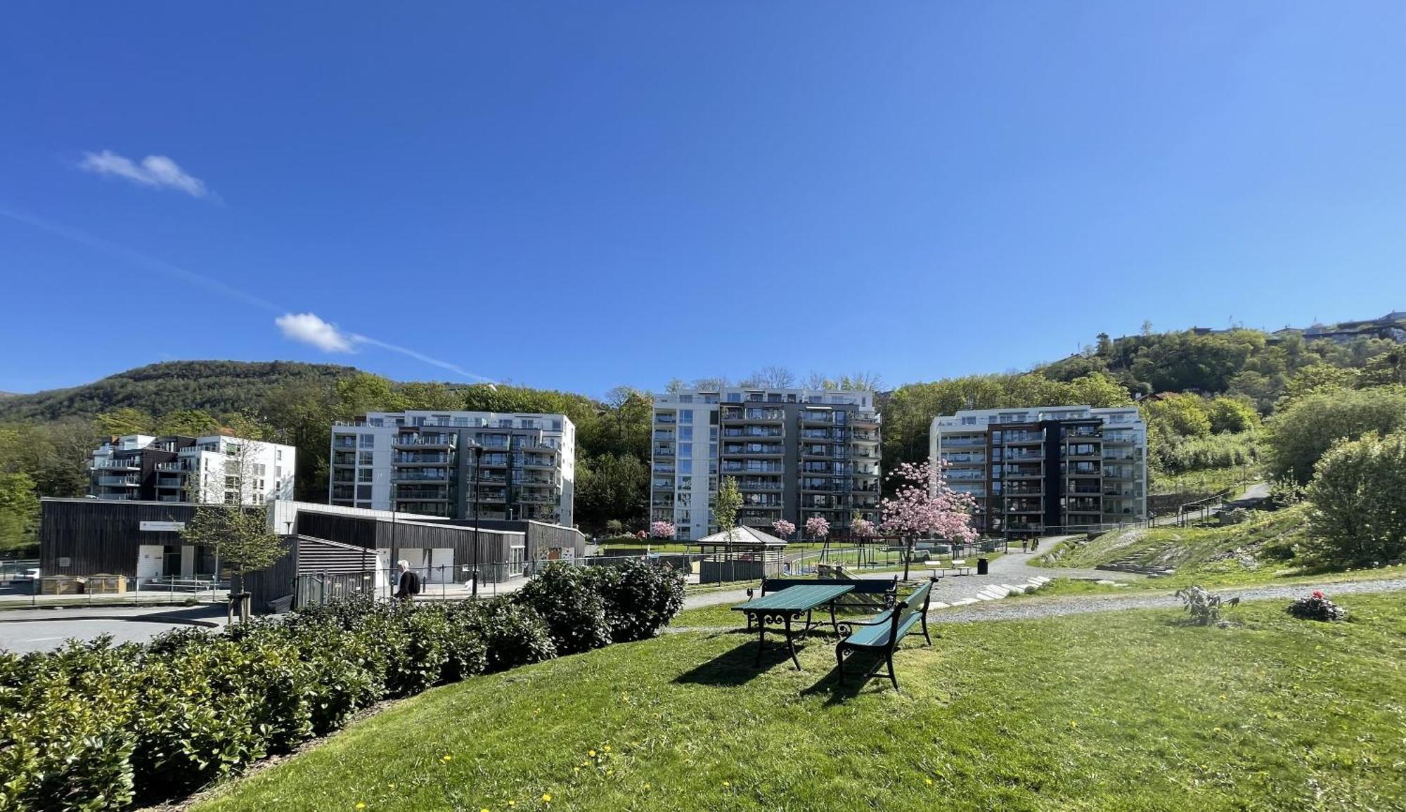 3 Sleeping Rooms For 82M2 Which Direct Traffic To Airport And City Center Bergen Eksteriør bilde